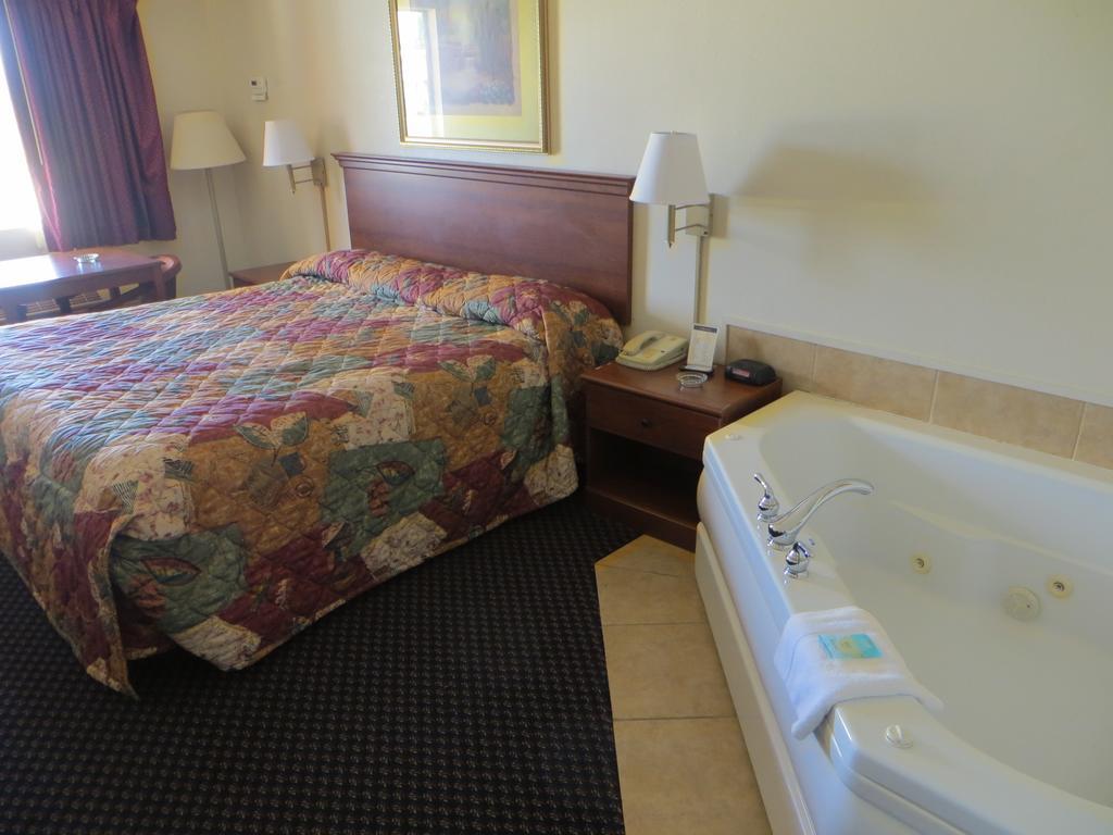 Clairmont Inn Jasper Dış mekan fotoğraf