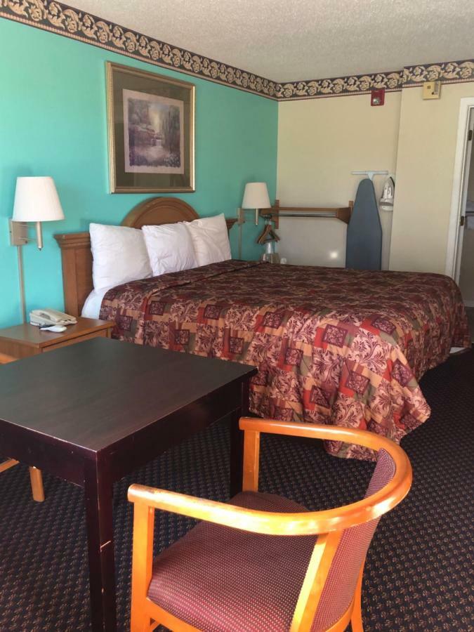 Clairmont Inn Jasper Dış mekan fotoğraf